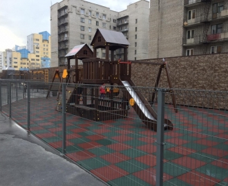 Ограждение детской площадки по ул. Димитрова